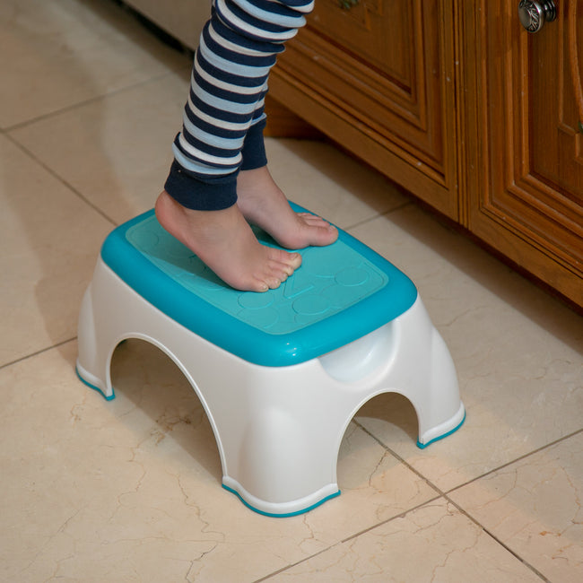 Step-Up Stool - Nuby US