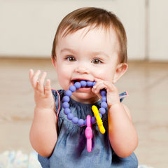 Chewy Charms Teether - Nuby US