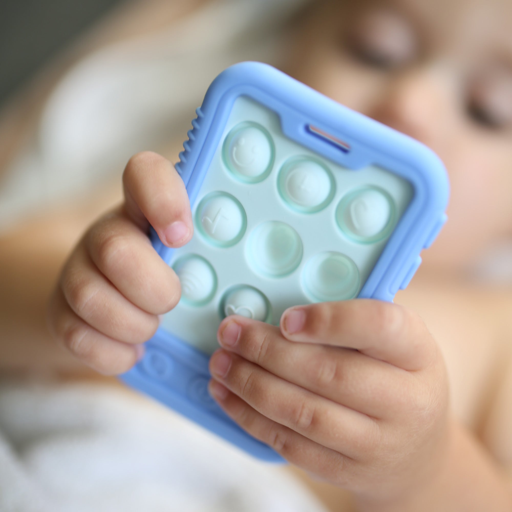 Giggle Bytes Sensory Popper Teething Toy - Nuby US